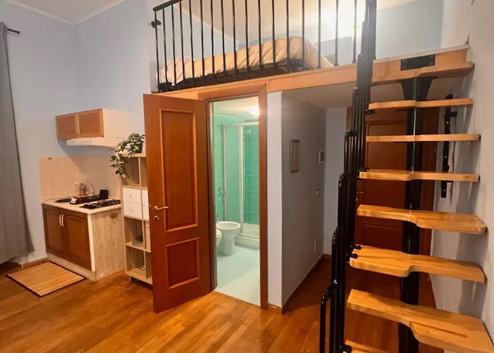 Moonlight Apartment Rom