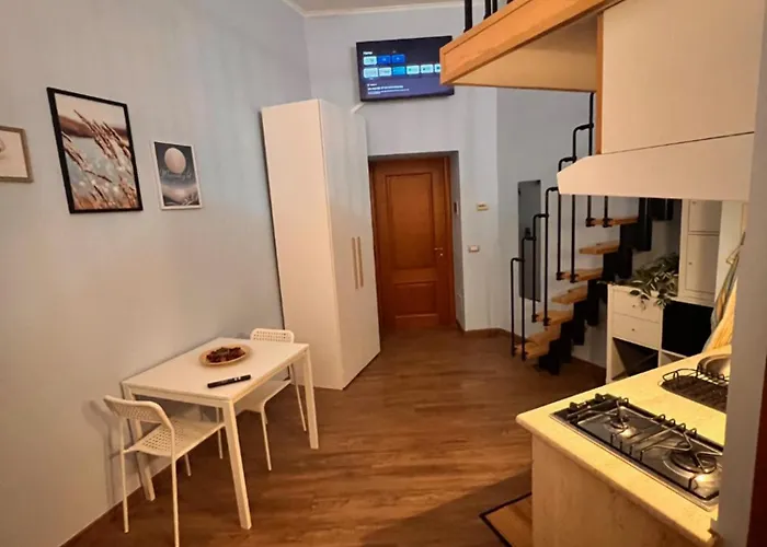 Moonlight Apartment *