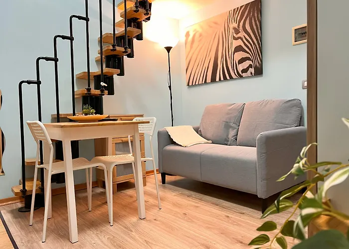 Moonlight Apartment *