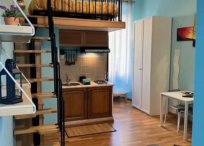 Apartment Moonlight Rom